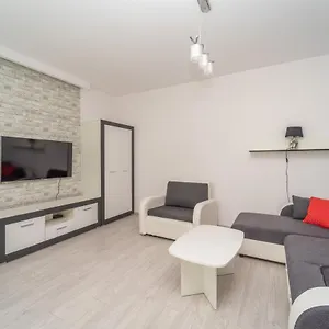 Golden Garden Gates Apartament